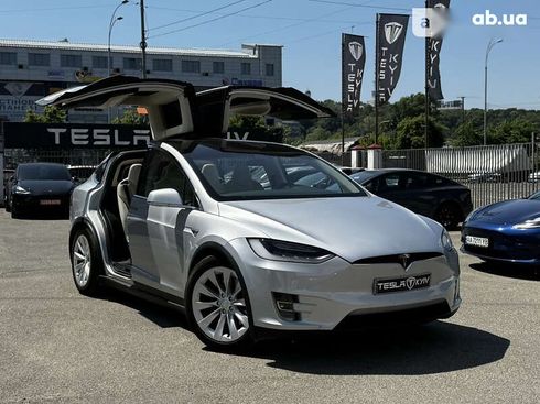 Tesla Model X 2018 - фото 15