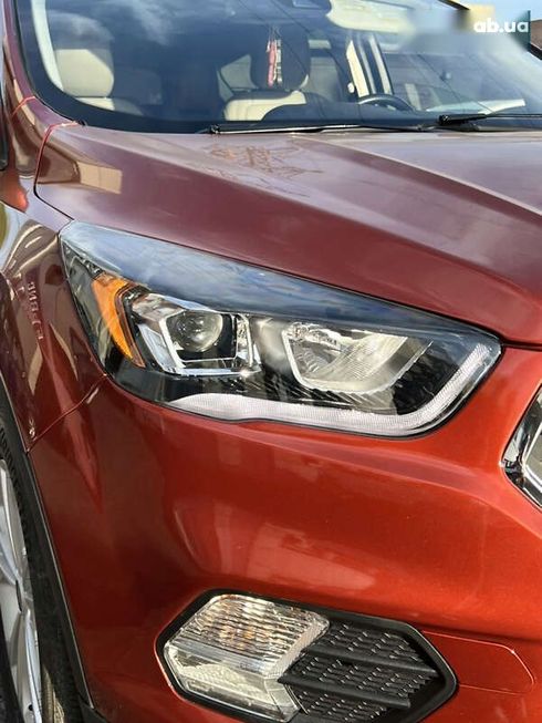 Ford Escape 2018 - фото 13