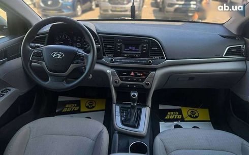 Hyundai Elantra 2016 - фото 14