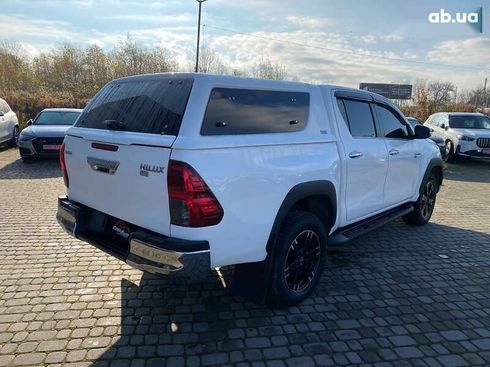 Toyota Hilux 2016 - фото 7