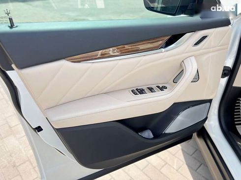 Maserati Levante 2022 - фото 20