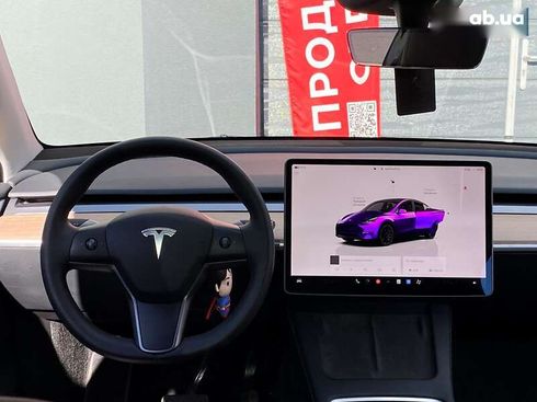 Tesla Model Y 2023 - фото 17