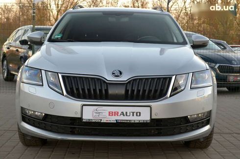 Skoda Octavia 2018 - фото 4