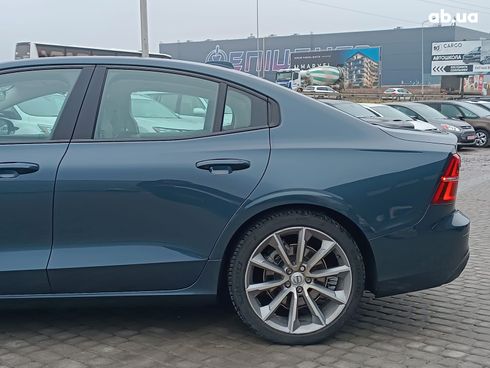 Volvo S60 2018 синий - фото 5