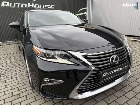 Lexus ES 2017 - фото 11