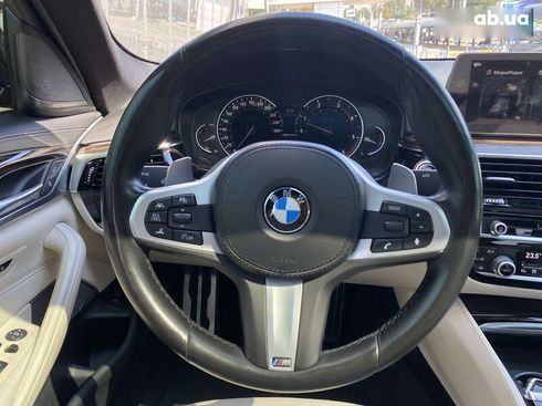 BMW 5 серия 2018 - фото 22