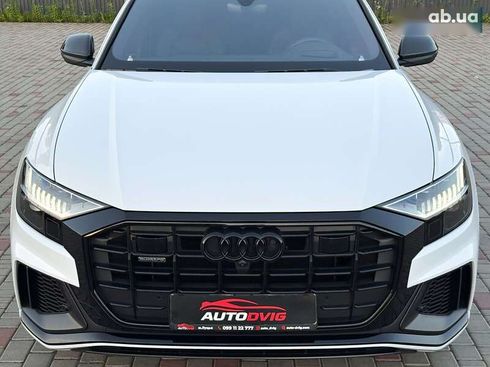 Audi Q8 2020 - фото 11