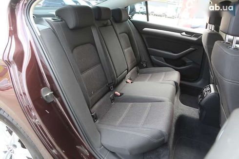 Volkswagen Passat 2016 - фото 10