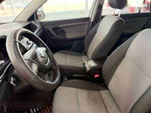 Skoda Fabia 2011 - фото 17