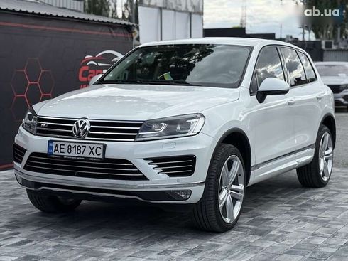 Volkswagen Touareg 2015 - фото 17