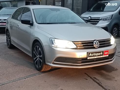 Volkswagen Jetta 2014 бежевый - фото 7