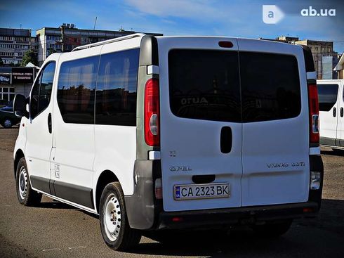 Opel Vivaro 2010 - фото 4