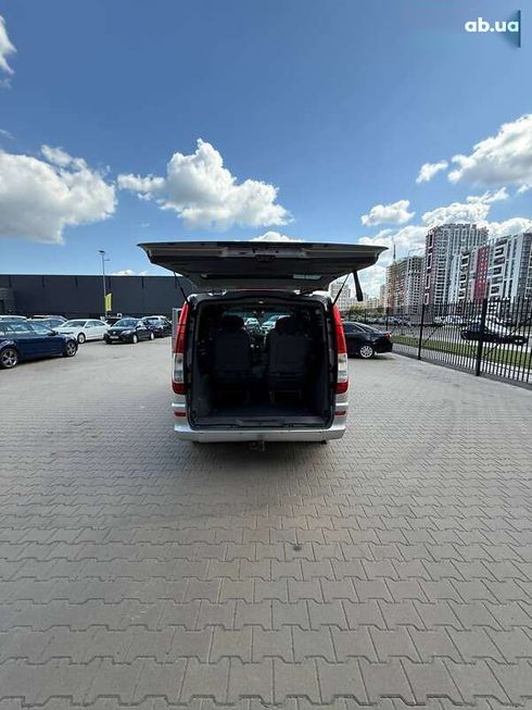 Mercedes-Benz Viano 2005 - фото 8