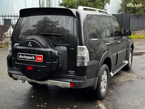 Mitsubishi Pajero 2008 черный - фото 5