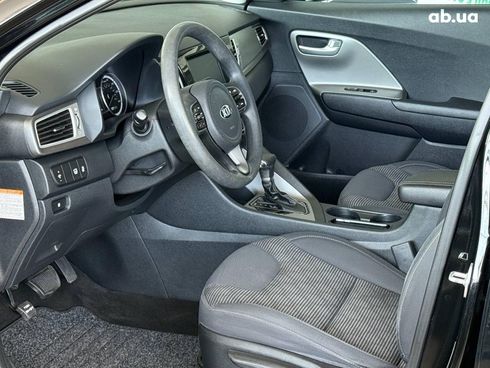 Kia Niro 2018 черный - фото 11