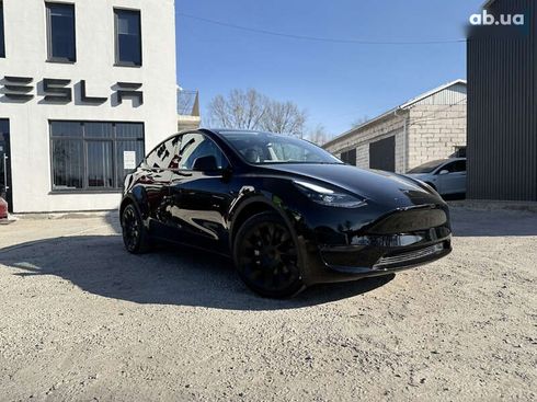 Tesla Model Y 2024 - фото 10