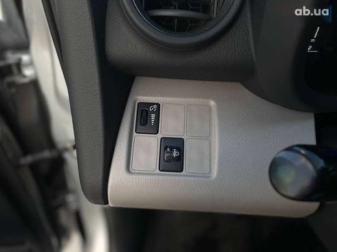 Toyota RAV4 2012 - фото 27