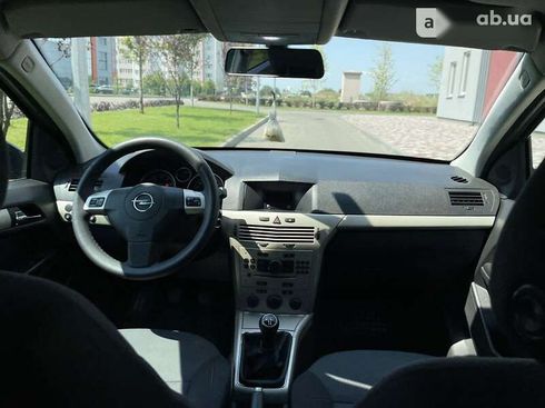 Opel Astra 2007 - фото 10