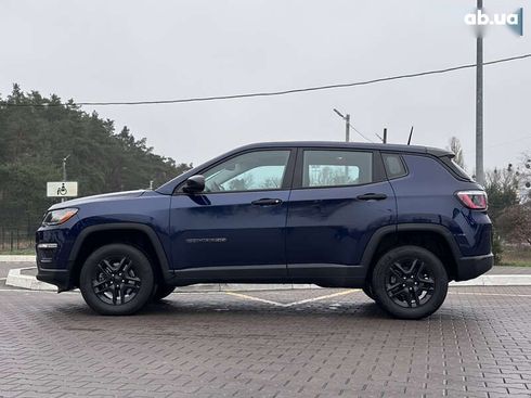 Jeep Compass 2018 - фото 11