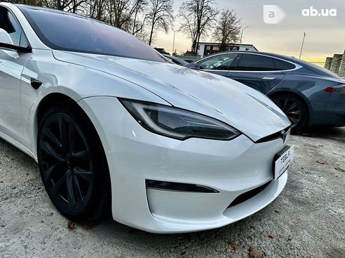 Tesla Model S 2021 - фото 23