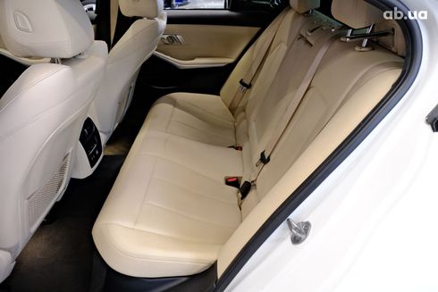 BMW 3 серия 2021 белый - фото 8