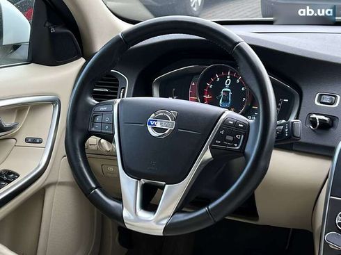 Volvo S60 2014 - фото 23