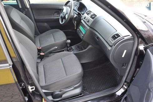 Skoda Fabia 2012 - фото 25