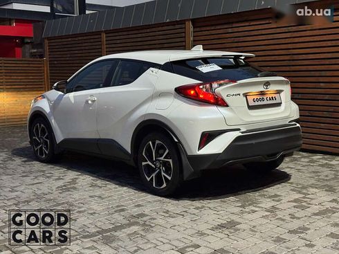 Toyota C-HR 2019 - фото 5