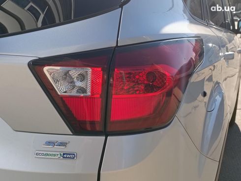 Ford Escape 2019 серый - фото 10