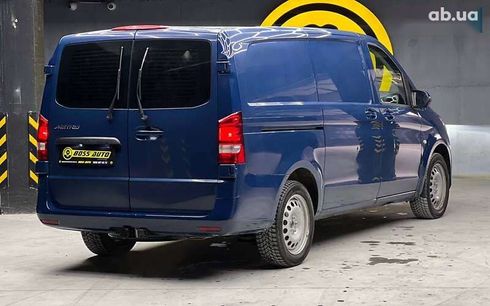 Mercedes-Benz V-Класс 2017 - фото 5