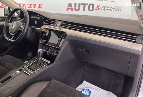 Volkswagen Passat 2018 - фото 9