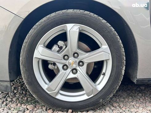 Chevrolet Volt 2017 - фото 10