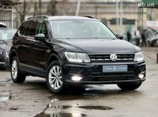 Автомобиль бензин Фольксваген Tiguan б/у - купить на Автобазаре