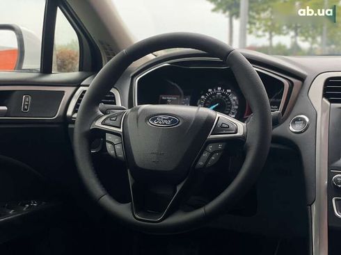 Ford Fusion 2019 - фото 18