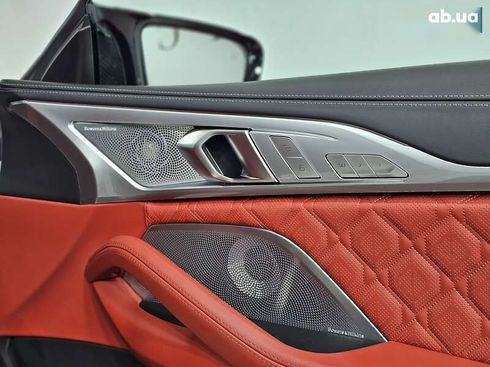 BMW M8 Gran Coupe 2023 - фото 25