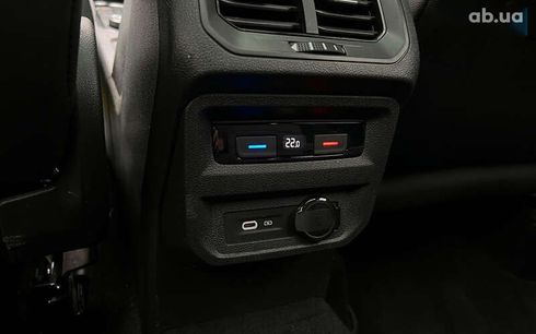 Volkswagen Tiguan 2020 - фото 12