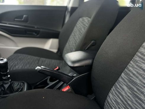 Kia Cee'd 2008 - фото 30