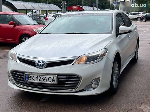 Toyota Avalon 2013 - фото 2