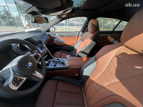 BMW 8 серия 2022 - фото 37