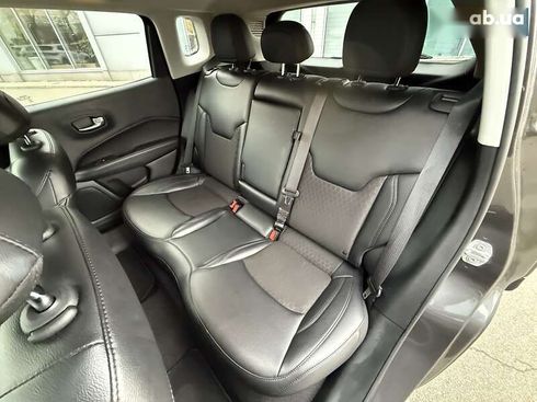 Jeep Compass 2020 - фото 18