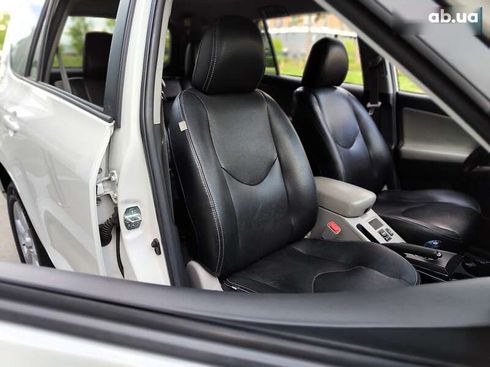Toyota RAV4 2013 - фото 27