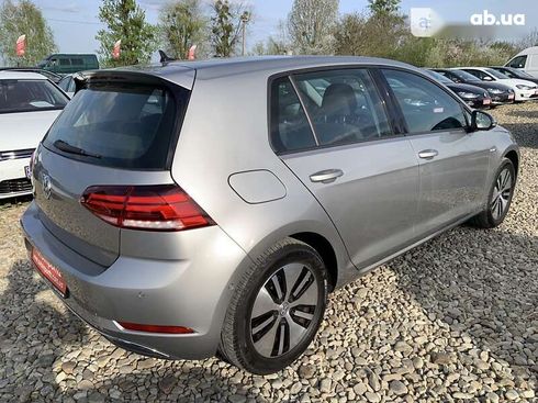 Volkswagen e-Golf 2020 - фото 12