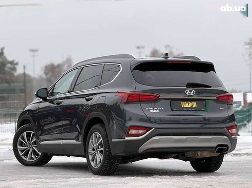 Hyundai Santa Fe 2020 - фото 13