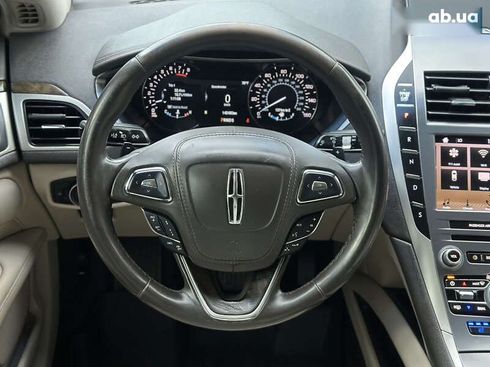 Lincoln MKZ 2017 - фото 27