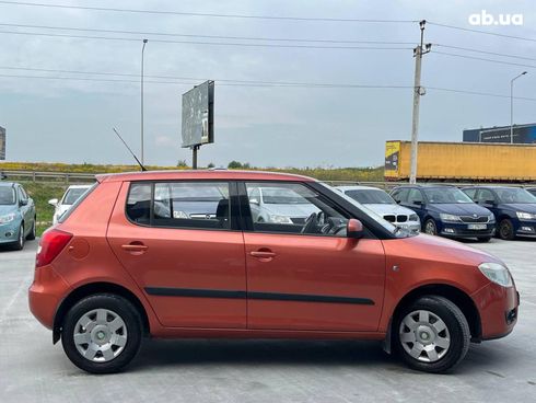 Skoda Fabia 2007 оранжевый - фото 5