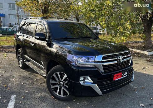 Toyota Land Cruiser 2017 - фото 13