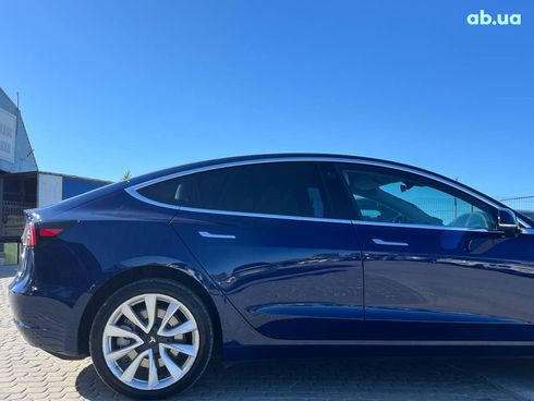 Tesla Model 3 2018 синий - фото 32
