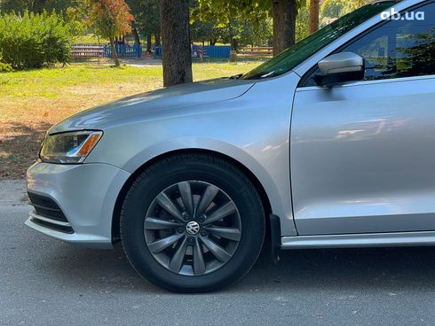 Volkswagen Jetta 2014 серый - фото 4