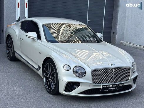 Bentley Continental GT 2018 - фото 8