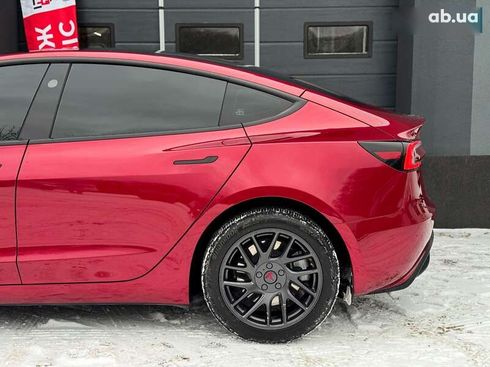 Tesla Model 3 2024 - фото 7